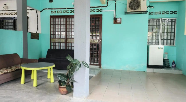 COZY HOME KLIA SEPANG with Aircond and Free Wi-Fi