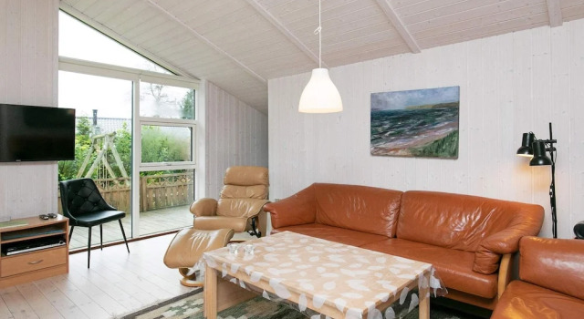 Beautiful Holiday Home in Millinge With Terrace, Book Hotel 4-stjernede hoteller i Millinge, 4*