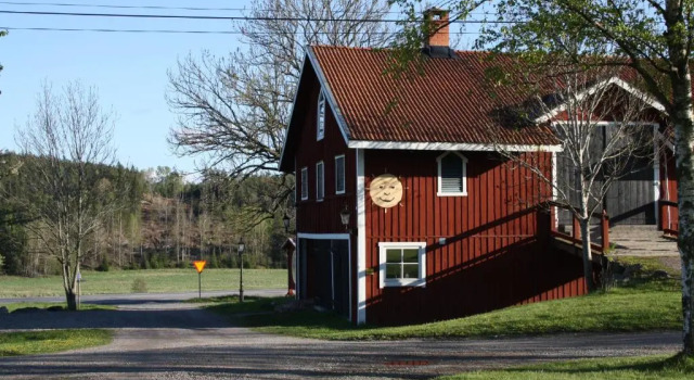 Апартаменты Ladugårdens Pub & Sal