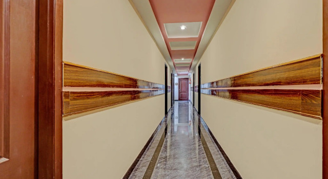 OYO Flagship 76921 Hotel Sakthi Park Inn, Забронировать Отель Отели штата Тамилнада 3 звезды, 3*