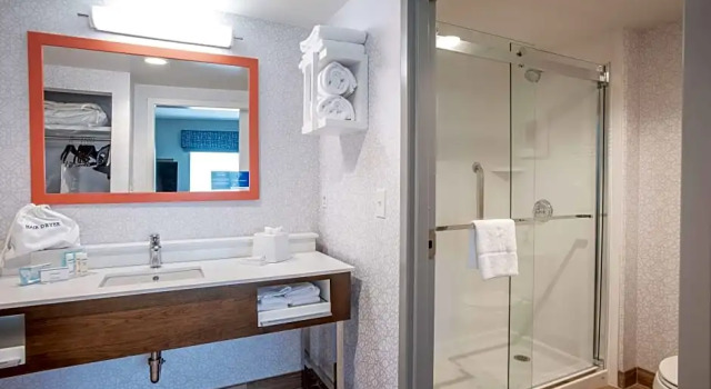 Студия Hampton Inn by Hilton Richwood Cincinnati South