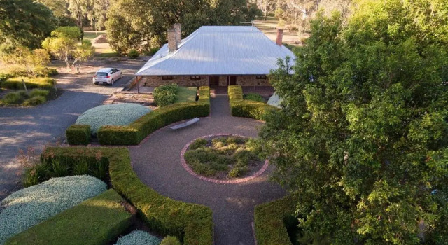 Апартаменты Jacobs Estate Cottage