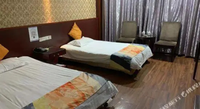 Двухместный номер Business Suzhou Yangyi Business Hotel