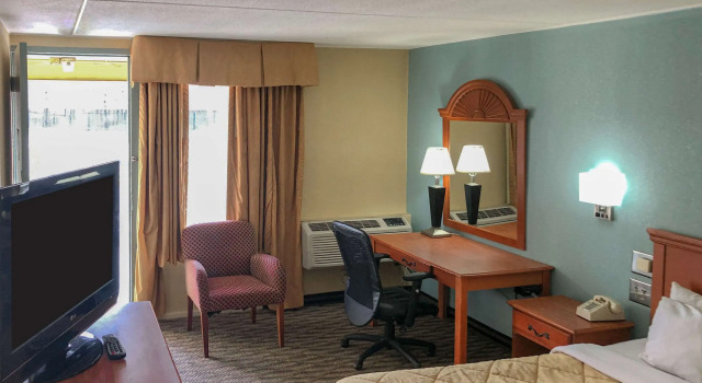 Двухместный номер Standard Rodeway Inn Joint Base Andrews Area