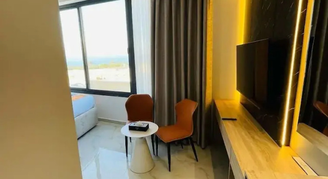Двухместный номер Standard с видом на горы Diamond Palm Hotel & Resort