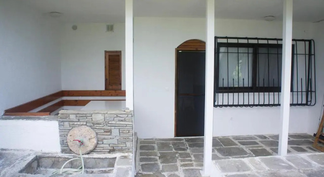 Студия Possidi Aigaiopelagitika ground floor beachside studio