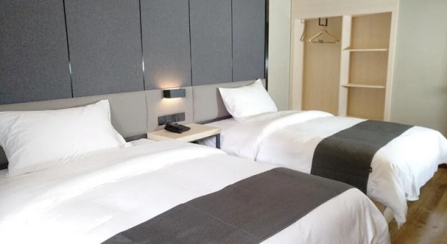 Thank Inn Plus Hotel Sichuan Guang'an Yuechi County Tianlong Street