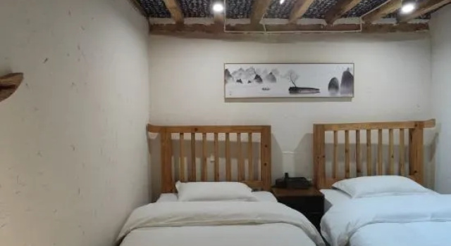 Люкс Мансарда Kunming Ximeng Ayu Sheye Homestay (Changshui International Airport Branch)