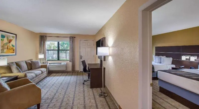 Четырёхместный люкс Baymont by Wyndham Punta Gorda/Port Charlotte