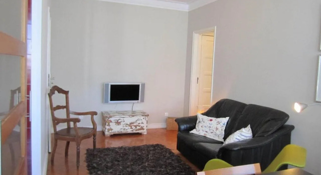 Duplex Lisboa, Забронировать Отель Алваладе Лиссабон, рядом с Аэропорту