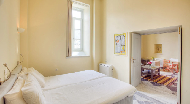 Hydra Hotel