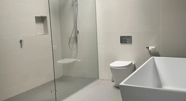 Четырёхместные апартаменты с 2 комнатами Waterfront Apartments