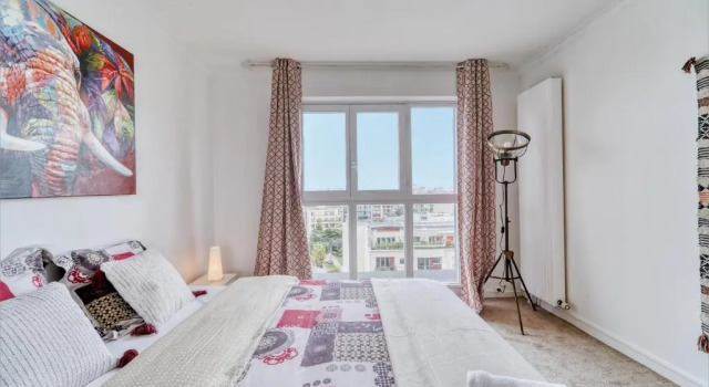 Chic and spacious apart with parking