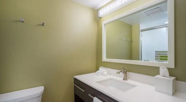 Четырёхместная студия Home2 Suites By Hilton Bowling Green