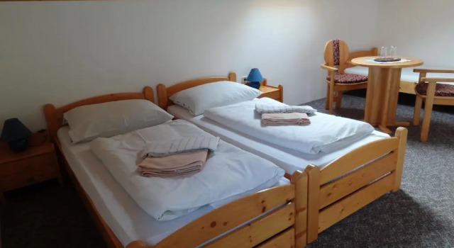 Pension Arnika, Забронировать Отель Дештне в Орлицких горах Eagle Mountains, рядом с F Teleskop-Tréninková