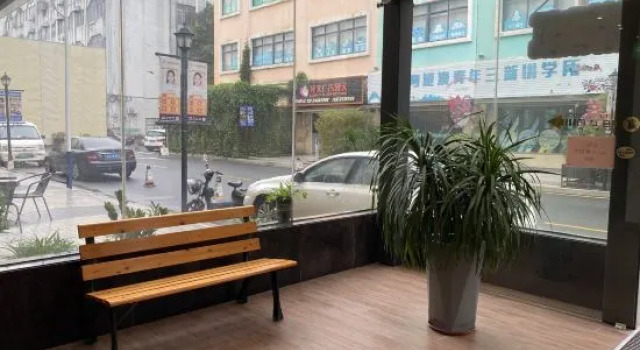 Youth Talent Apartment