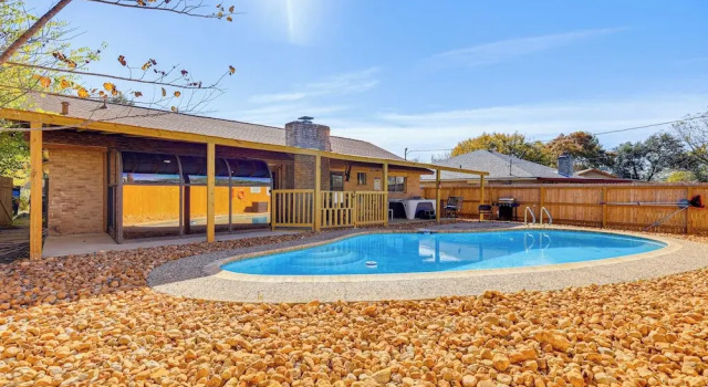 Коттедж Hot Tub, Pool & Game Room: San Antonio Family Gem