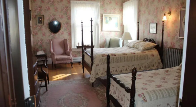 Номер Superior Carriage House Inn