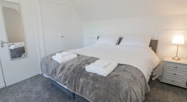 22 Turnberry Road