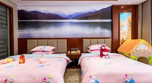 Семейный тент Shanshan Taihe Hotel (People's Government Branch)