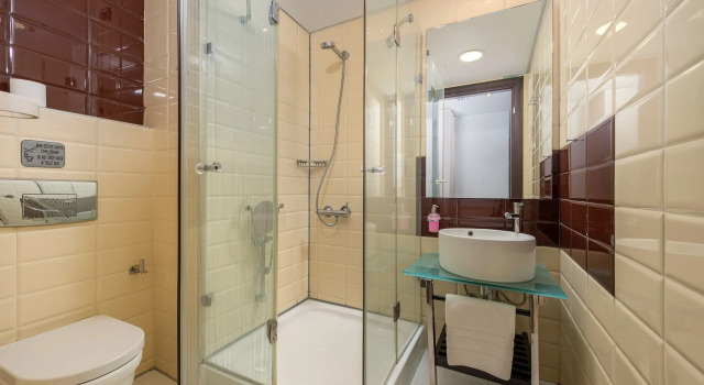 Полулюкс Habitat Hotel