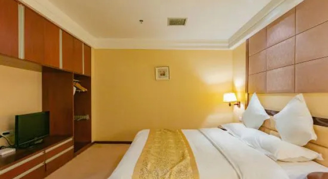 Люкс Deluxe Xin Shun Hotel
