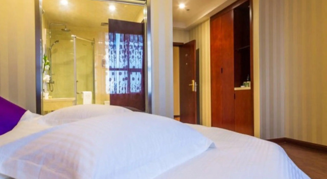 Номер Superior GreenTree Inn Wuxi Jiangyin Huashi Avenue Huaxi Village Hotel