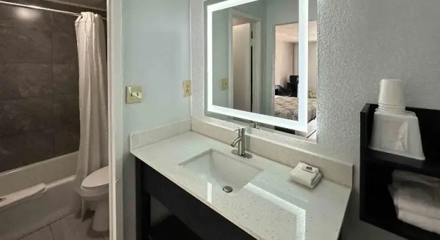 Четырёхместный номер Standard Motel 6 Spartanburg, SC Northwest Business 85