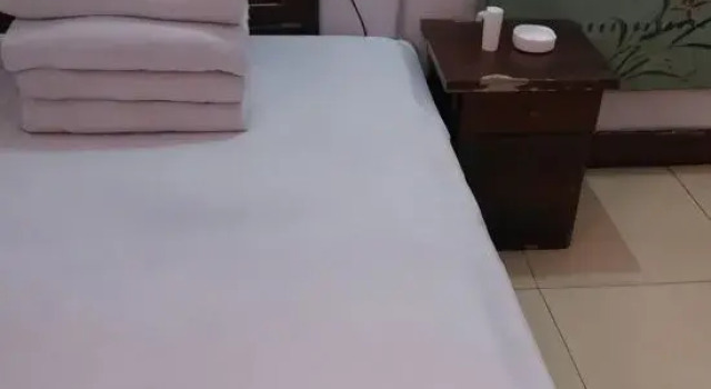 Номер Standard Zibo Hongwei Hotel
