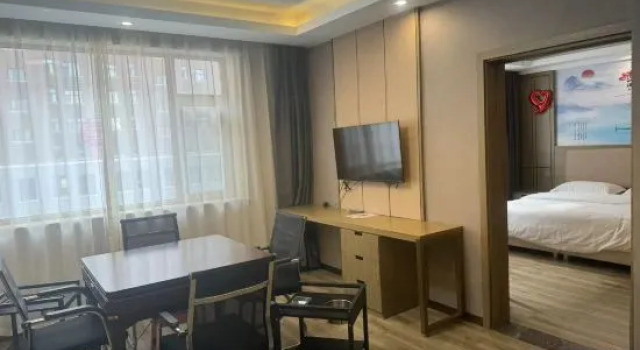 Люкс Qian'an Jiurun Tangquan Hotel
