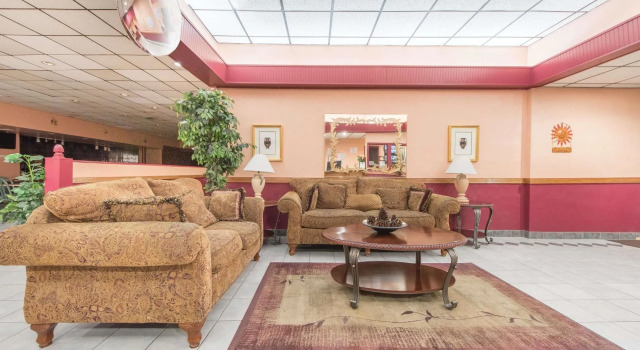 Castle inn & suites by OYO Lawton, Prenota Hotel Lawton 