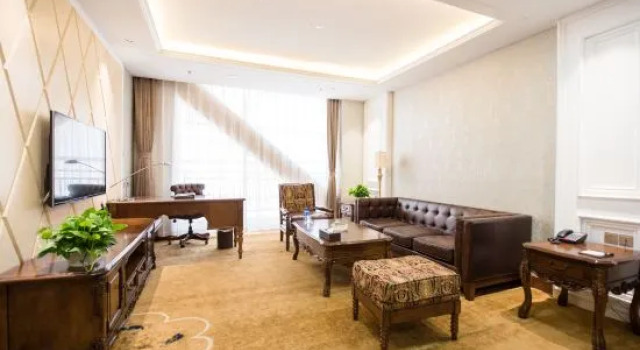 Люкс Guobin Dongsheng Hotel