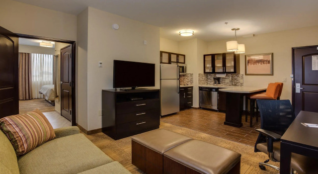 Двухместный люкс c 1 комнатой Staybridge Suites - Johnson City by IHG