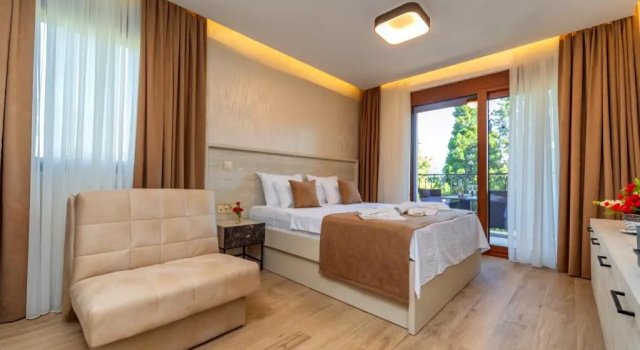 Трёхместная студия Standard Luxury Apartments Queen