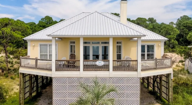 Sunny Side Up - 310 Audubon 4 Bedroom Home by RedAwning, Boek Vakantiehuis Dauphin Island Alabama