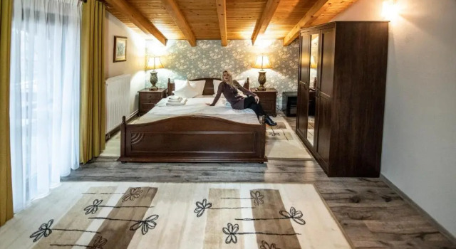 Villa Diva, Prenota Hotel Hotel 3 stelle a Bihor, 3*
