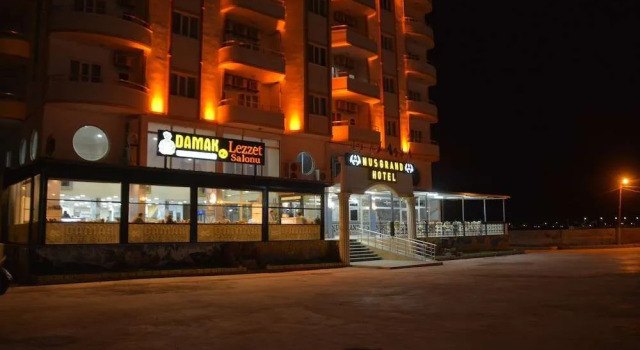 Nus Grand Hotel, Rezerwuj Hotel Hotele w Nusaybin ze śniadaniem, Śniadanie