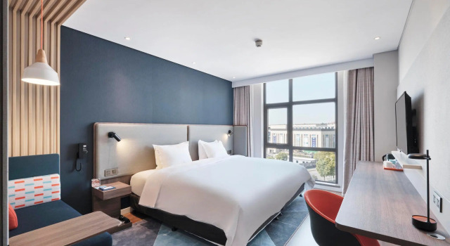 Номер Standard Holiday Inn Express Shanghai Hongqiao North by IHG