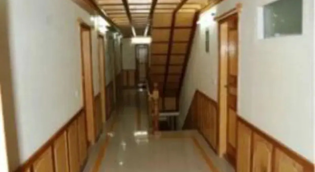 Hotel Dawer Heaven, Забронировать Отель Сринагар Jammu & Kashmir Ski