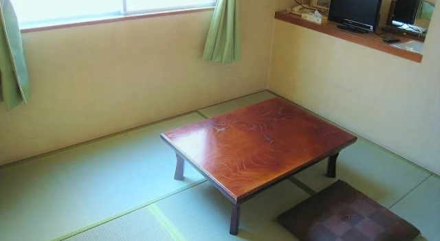 Shochiku Ryokan, Rezervovat Hotel Hotely v Aoichō s parkováním, Parkování