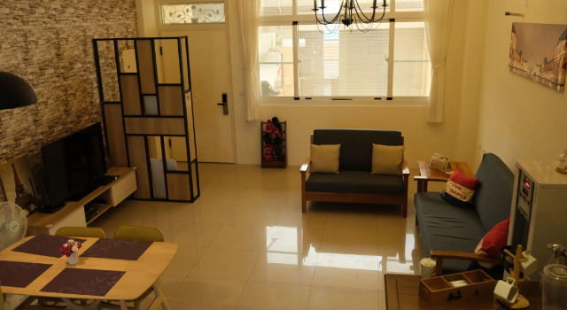 Bonjour, Paris, Prenota Bed & breakfast Hotel economici a Taitung