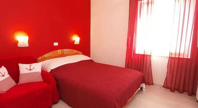 Apartments vesna 1000, Prenota Appartamento Valbandon Istria