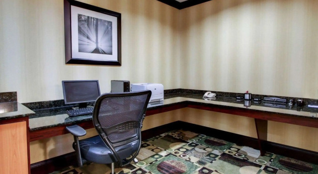 Comfort Suites Vicksburg, Забронировать Отель Виксберг Миссисипи, рядом с Vicksburg Battlefield Museum