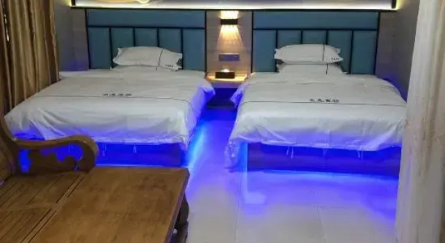 Yuyou Hotel (Sihui Tianguangxu Branch), Boek Hotel Hotels in Guangdong met parkeren, Parkeren