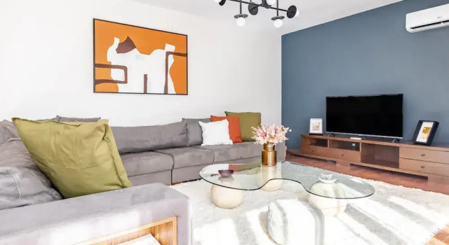 Апартаменты Spacious Flat w Balcony 3 min to Bagdat Ave