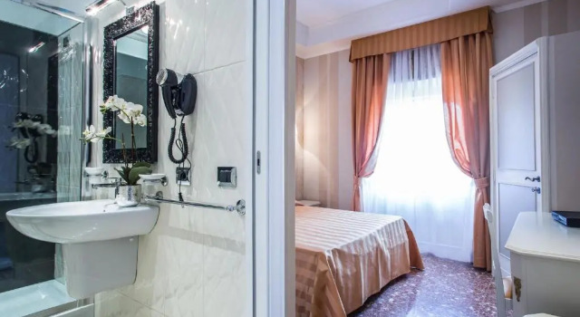 Standard Doppel Zimmer Navona Queen Rooftop