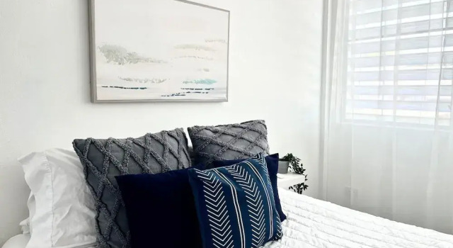 Centrally Located Sunny Apartment Walk to Beaches, Забронировать Апартаменты/квартира Апартаменты Сан-Хуан, рядом с Barbosa Park, Апартаменты/квартира