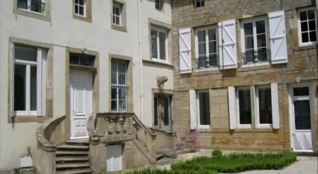 Les Chambres du Chapitre, Rezervați Bed and Breakfast Langres 
