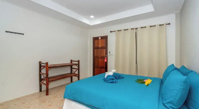 Бунгало Standard Lanta Beachfront Resort