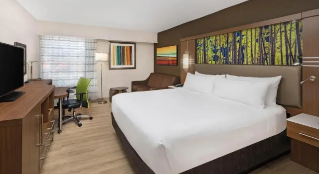 Номер Deluxe Wyndham Garden Marietta Atlanta North